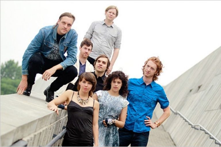 Arcade Fire’dan Yeni Albüm: “The Suburbs”