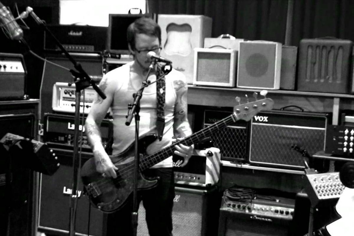Paranoid Android’i Bir de Weezer’dan Dinleyin!