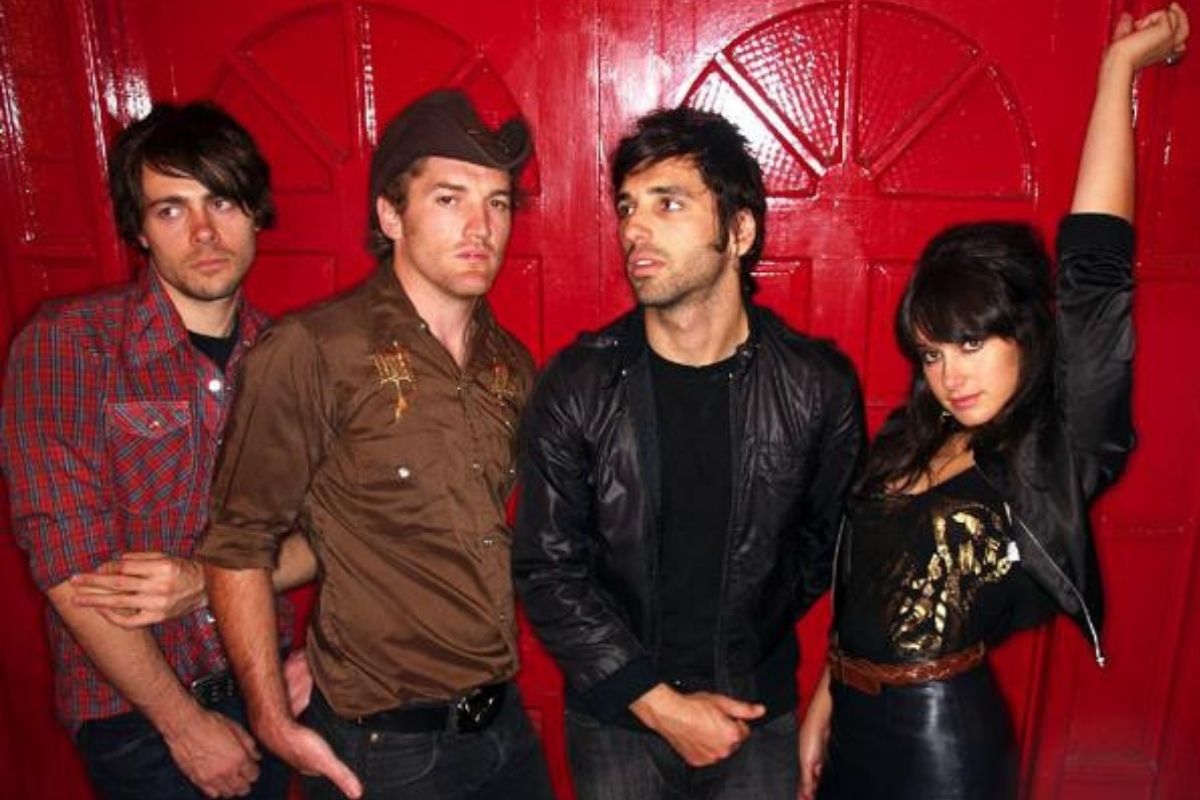 Howling Bells Yeni Albümü Loudest Engine’i Duyurdu