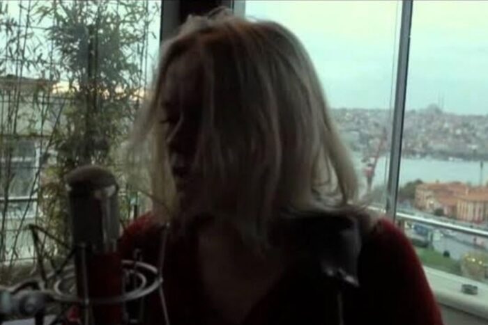 Ane Brun – To Let Myself Go / “Long Way from Home”