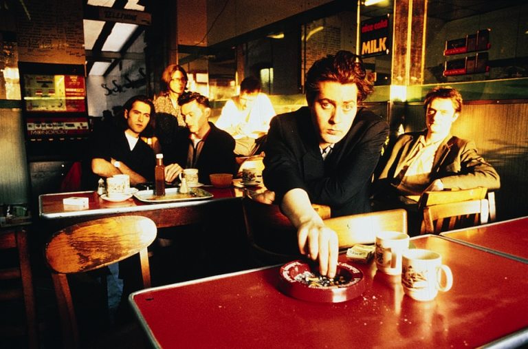 Tindersticks: Dağınık Hayatlar ve Diğerleri…