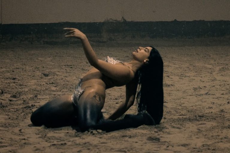 Sevdaliza’dan Nefis Bir Video Klip: “Human”