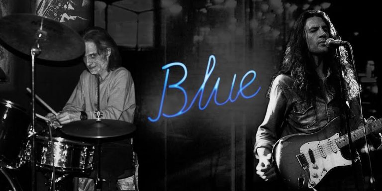 Blue Filmi Başka Çarşamba’da, Bir Baba Indie Radyo’da ve Vizyonda!