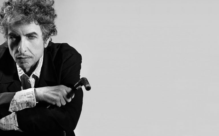 Kara Plak Yayınları’ndan Yeni Kitap: “Bob Dylan – Kayıtlar”