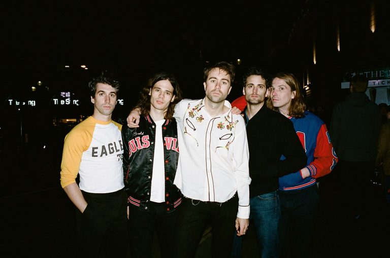 The Vaccines’in Yeni Şarkısı Eski Albümlere Göz Kırpıyor