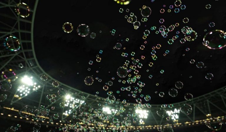 Bir Ülkenin Halkı Hem Futbolu Hem Müziği Severse…
