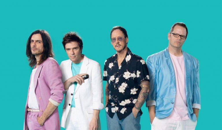 Weezer’dan Sürpriz Bir Cover Albümü Geldi