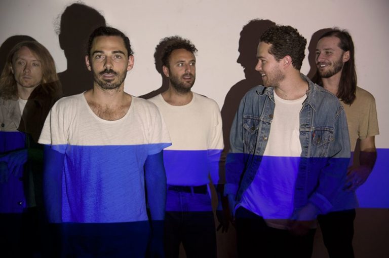 Local Natives Yayınladığı Yeni Parçayla Sessizliğini Bozdu