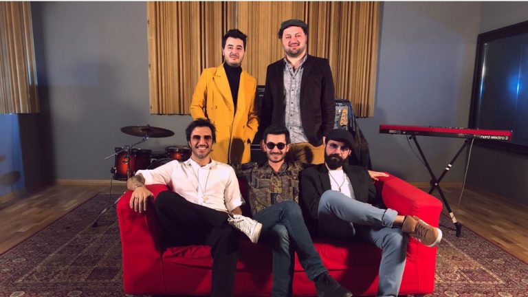 Ansızın Bi’ İnfilak’ın İkinci Albümü “Retro Bahar” Yayında
