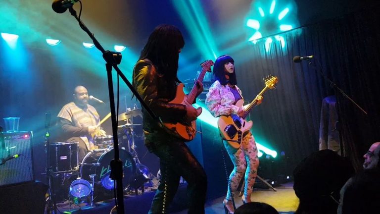 Khruangbin’den Yeni Dub Albümü: “Hasta El Cielo”