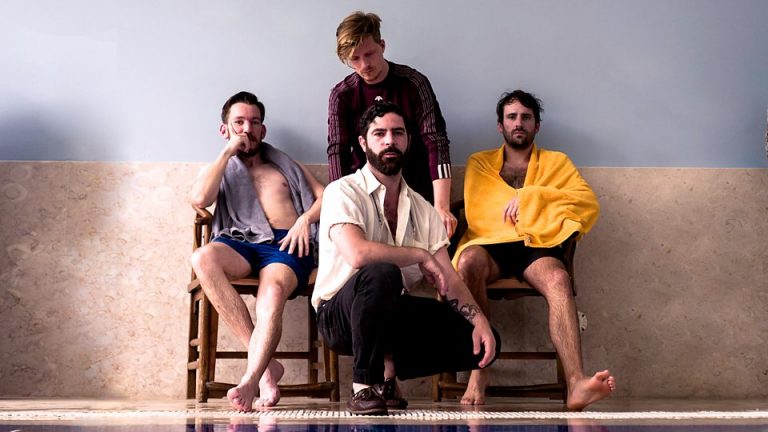 Foals Yeni Albümünün Çıkış Tarihini Duyurdu