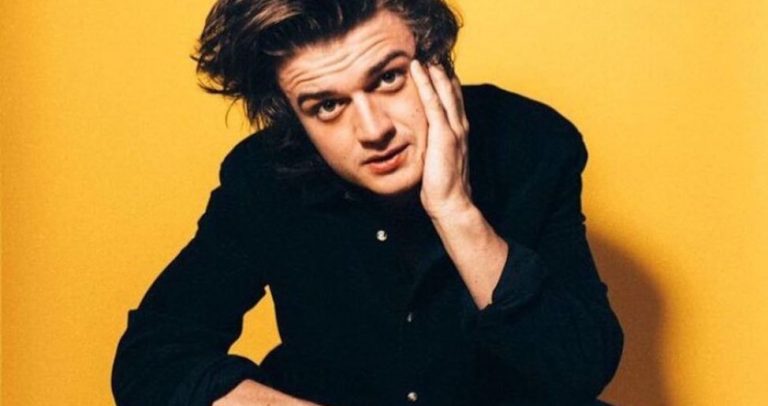 Stranger Things’in Steve Harrington’ı Solo Projesiyle Karşımızda!