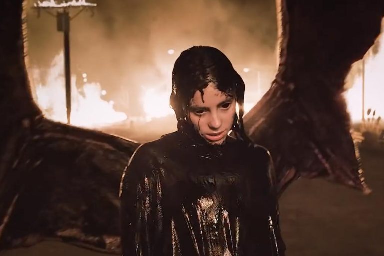 Billie Eilish’in Yeni Videosuyla Cehenneme Yolculuk!