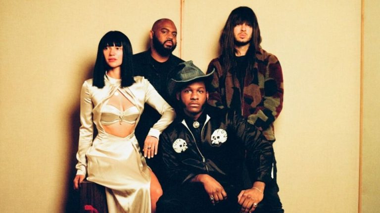 Khruangbin ve Leon Bridges İş Birliğinde Yeni EP!