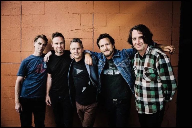 Pearl Jam’in Yeni Albümü Gigaton’un Şarkı Listesi Yayınlandı