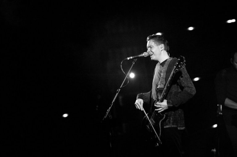 Jónsi’nin 10 Yıl Sonra Yayınlanacak Solo Albümünden İlk Teaser!
