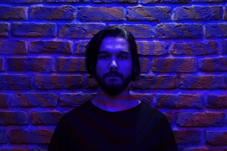 KEŞFET | İstanbullu Yeni Dream Pop Projesi Flawsome ile Tanışın!