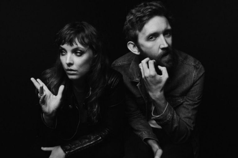 Sylvan Esso, Free Love Albümünün Hemen Öncesinde “Free” Parçasını Paylaştı
