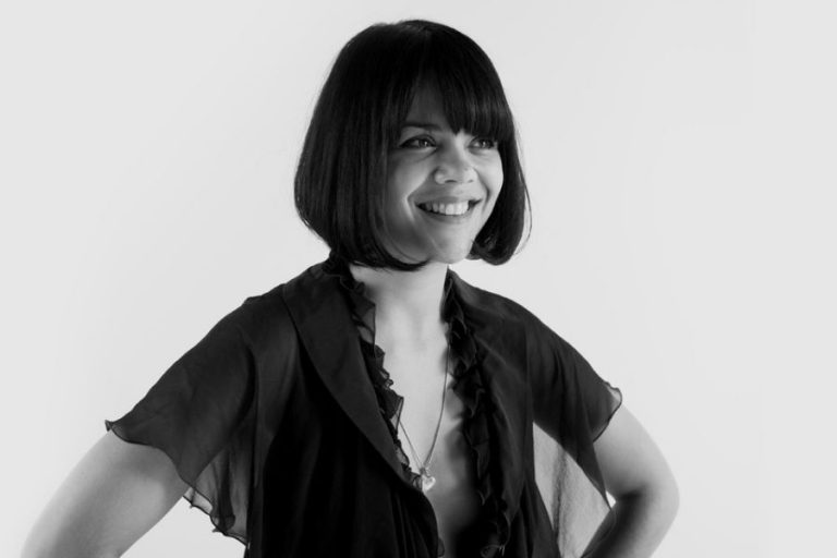 Bat For Lashes’ın Carpenters Cover’ı Yayında