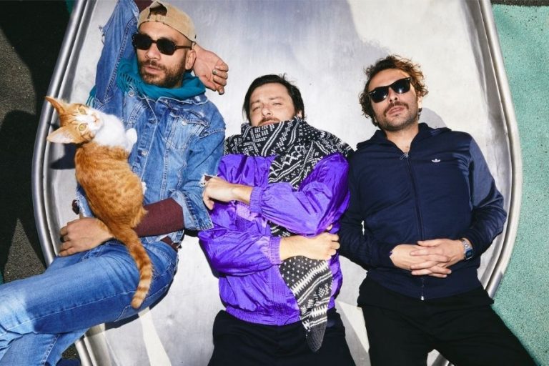 Islandman’den Aşık Veysel Yorumu: “Kara Toprak”