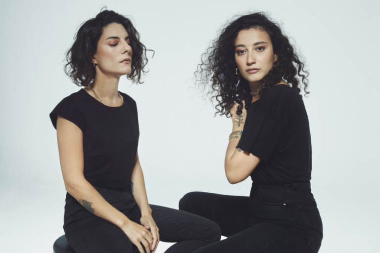 Melike Şahin ve Ah! Kosmos’un Yeni Parçası “Ukde” Yayında