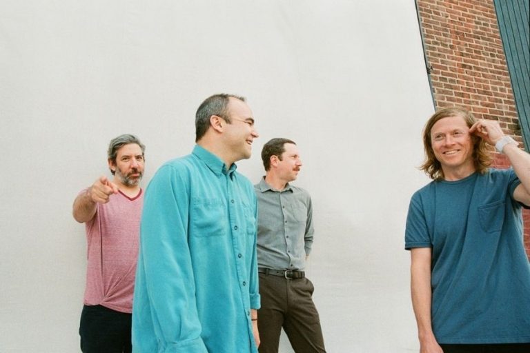 Future Islands’ın Yeni Albümü “As Long As You Are” Yayında
