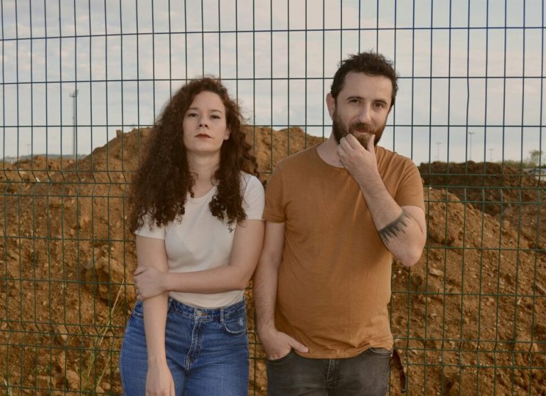 Synth-pop/Electronic Rock İkilisi GOSS, Yeni Teklisini Yayınladı