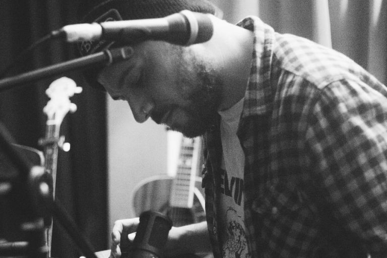 Özgün Semerci’nin Yeni EP’si “Kaygı” Yayında