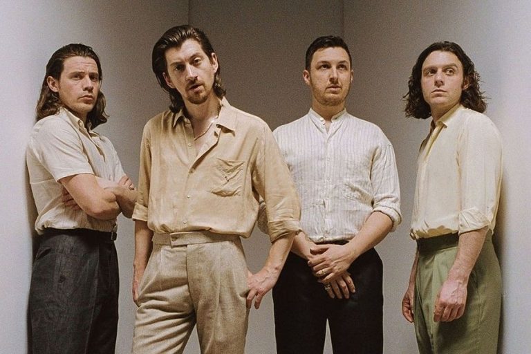Arctic Monkeys’in Konser Albümü Yayında!