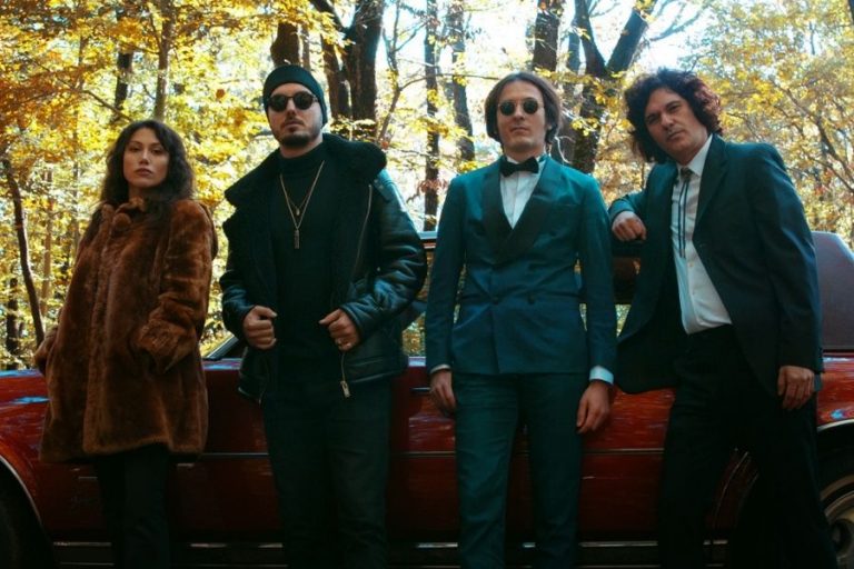 The Ringo Jets ile Hey! Douglas’ı Bir Araya Getiren EP Yayında!