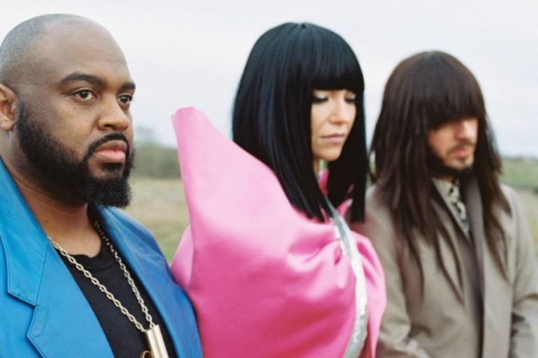 Khruangbin’den ”Dearest Alfred” Parçasına Yeni Remix ve Video Klip
