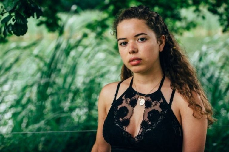Nilüfer Yanya’nın “Day 7.5093” Parçasına Yeni Klip Geldi