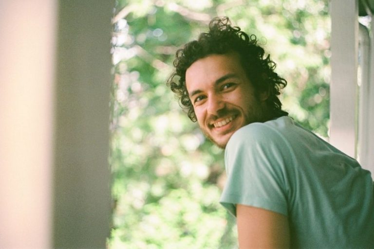 Alper Tuzcu’nun Yeni EP’si Raíz, Tüm Dijital Platformlarda Yayında