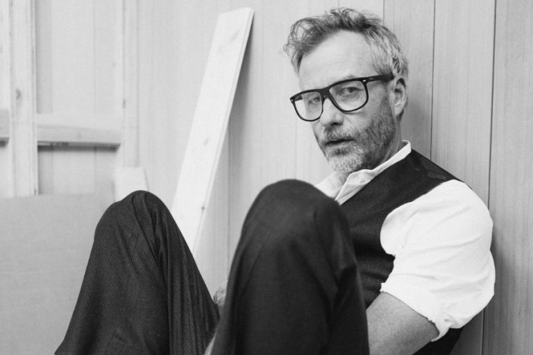 Matt Berninger Yeni Bir Tekliyle Karşımızda: “Let It Be”
