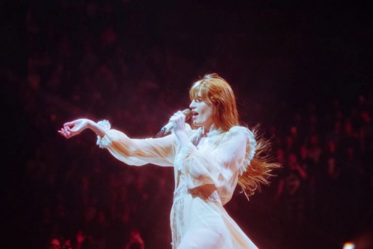 Florence and the Machine, “Cruella” Filmi İçin Hazırladığı Yeni Teklisini Yayınladı