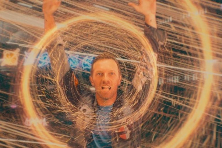 Coldplay’den ”Higher Power” Teklisine Yeni Bir Video Daha