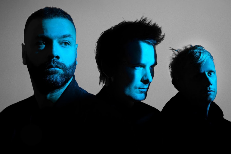 Muse Dört Yıllık Sessizliğini Bozdu: “Won’t Stand Down”