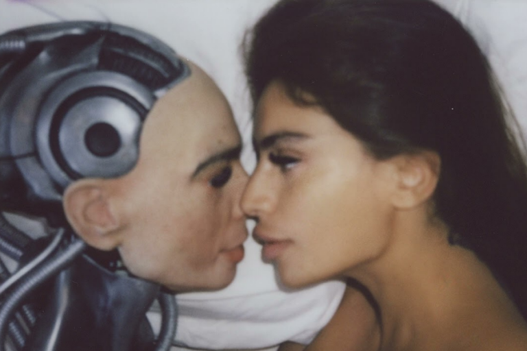 Sevdaliza Yeni Teklisi “High Alone” ile Karşımızda