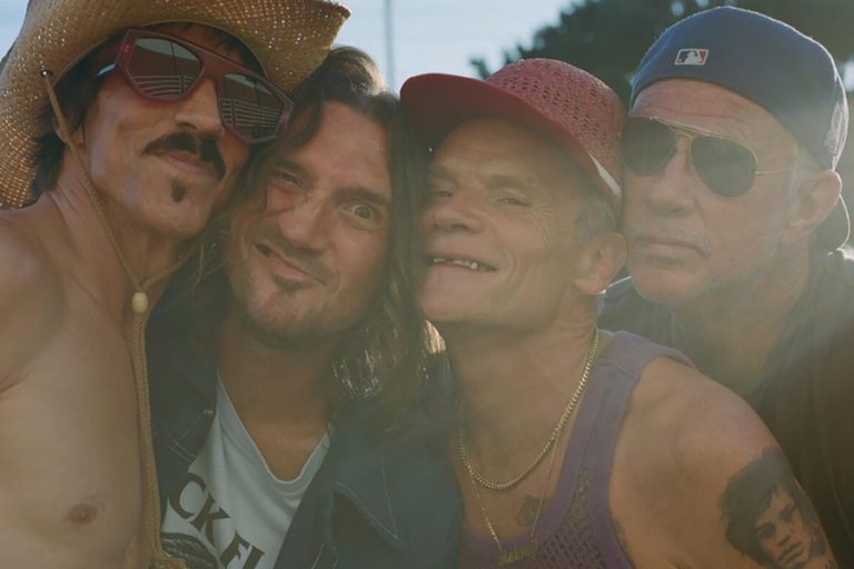 RHCP’tan Yıllar Sonra Yeni Tekli: “Black Summer”