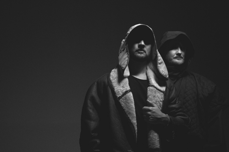 Röyksopp Müziğe “Profound Mysteries” ile Dönüyor