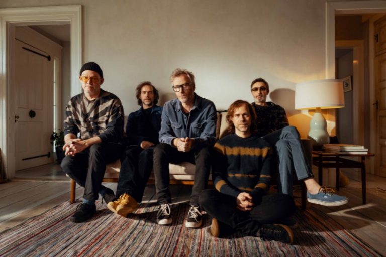 The National ve Bon Iver İş Birliğinden Yeni Parça Geldi