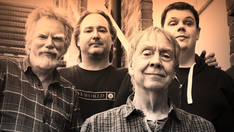 Camel, İstanbul’a Geliyor!
