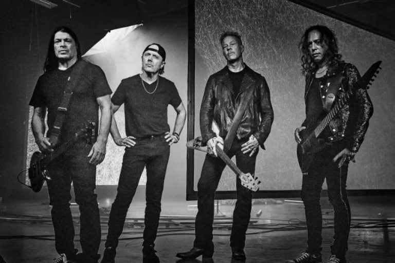 Metallica’dan Yeni Tekli: “Screaming Suicide”