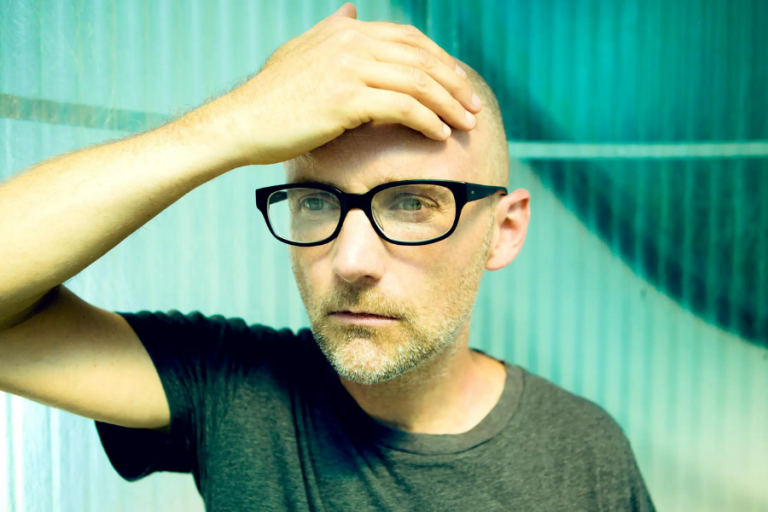 Moby’den Yeni Albüm Geldi: “Ambient 23”